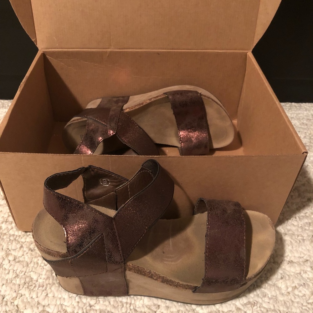 Pierre Dumas Copper Sandals